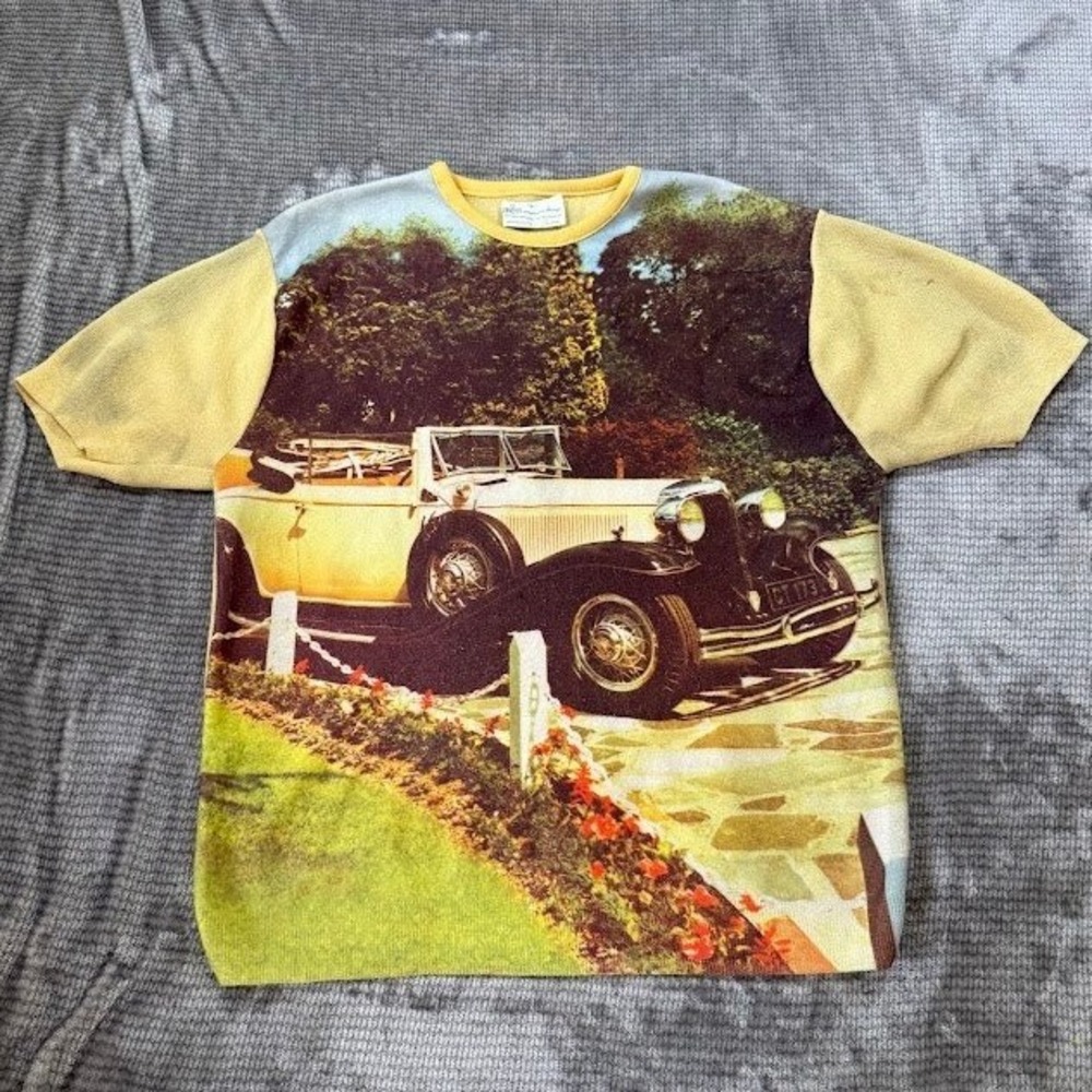 Vintage 70s Kmart Graphic T Shirt Mens Large Yellow Classic Car All Over Print